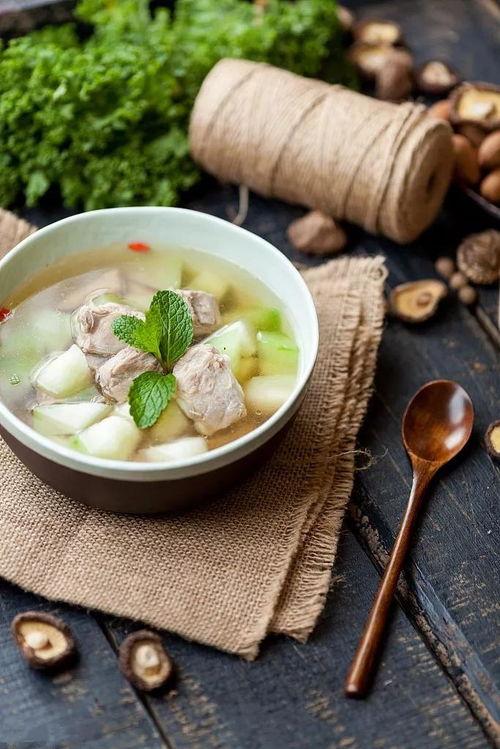 吃瓜群众鱼丸儿的微博,# “吃瓜群众鱼丸儿”微博揭秘娱乐圈幕后故事