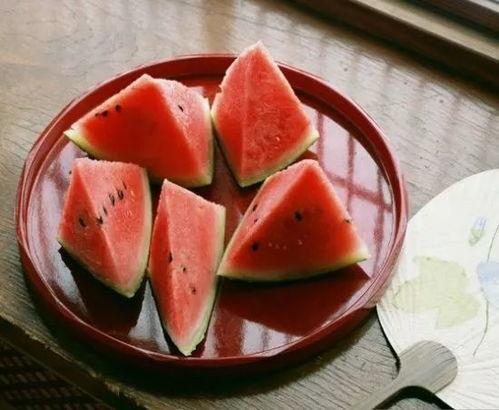 吃瓜群众的吃法有哪些,揭秘吃瓜群众的多样吃瓜方式